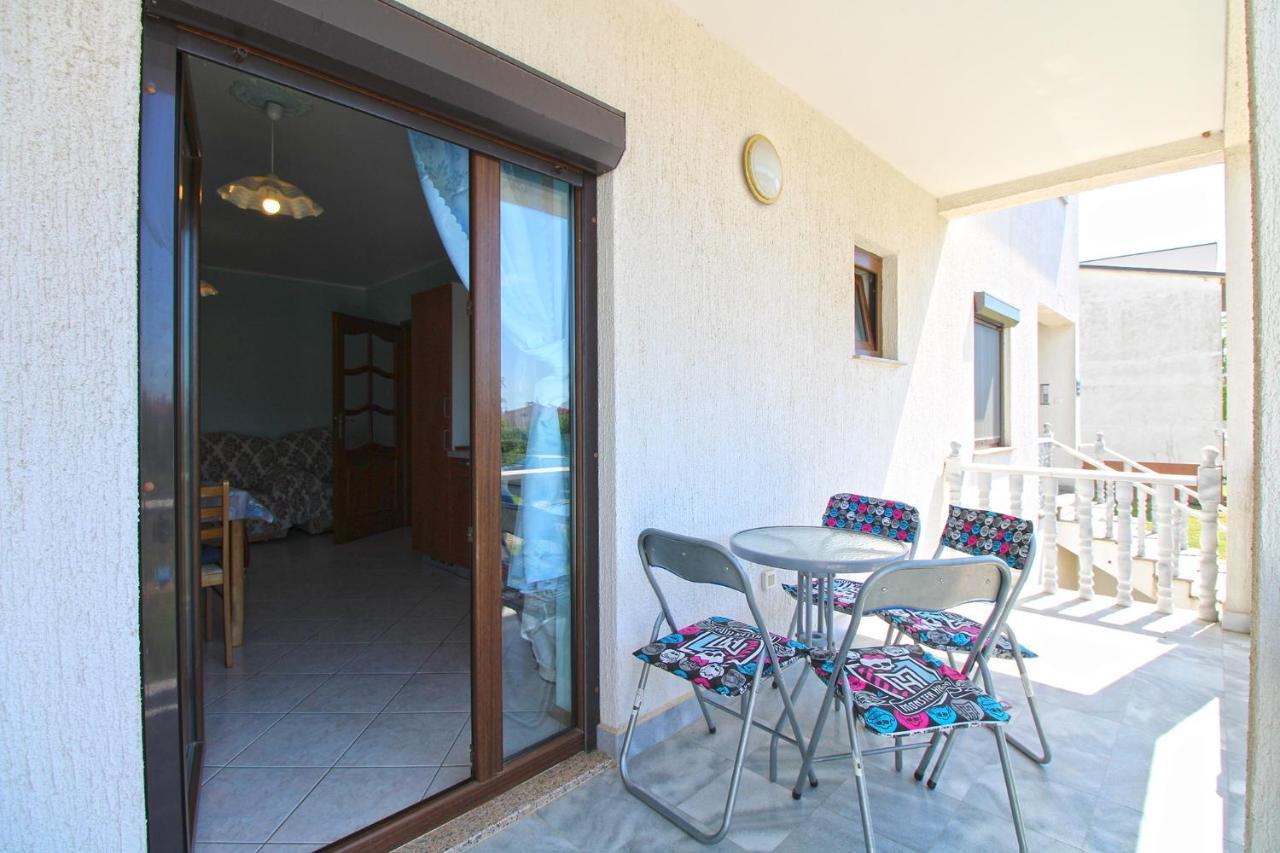Apartments Veroslava 2159 プーラ エクステリア 写真