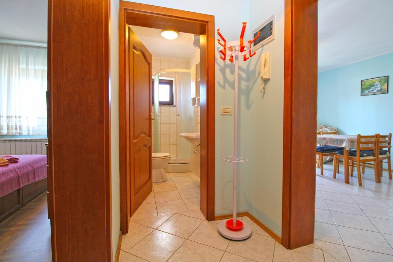 Apartments Veroslava 2159 プーラ エクステリア 写真