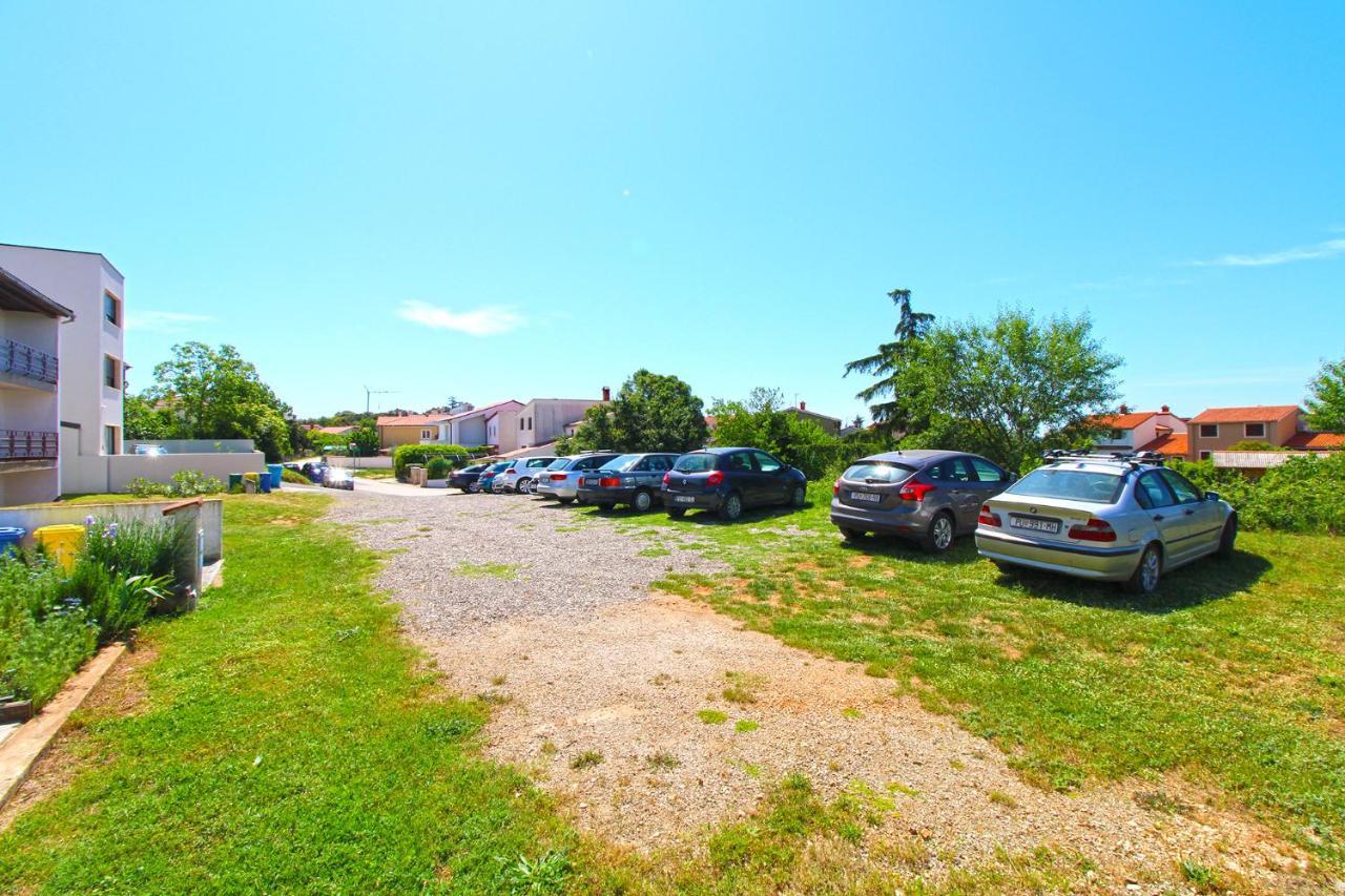 Apartments Veroslava 2159 プーラ エクステリア 写真